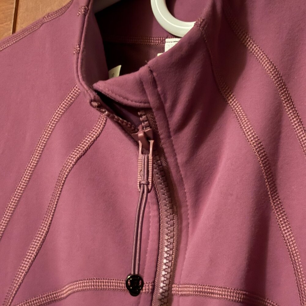 Lululemon Define Jacket *Luon Sz 10 in Vintage Plum Color -LW4AWKS VTPM - Picture 7 of 10